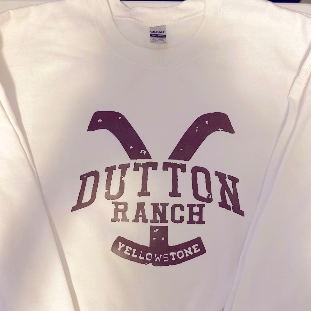 Yellowstone XL Sweatshirt White with Brown lettering!